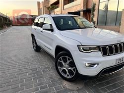 جیپ گراند شیرۆکی